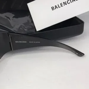 Balenciaga | Accessories | Authentic New Balenciagamono Mask  display picture 1